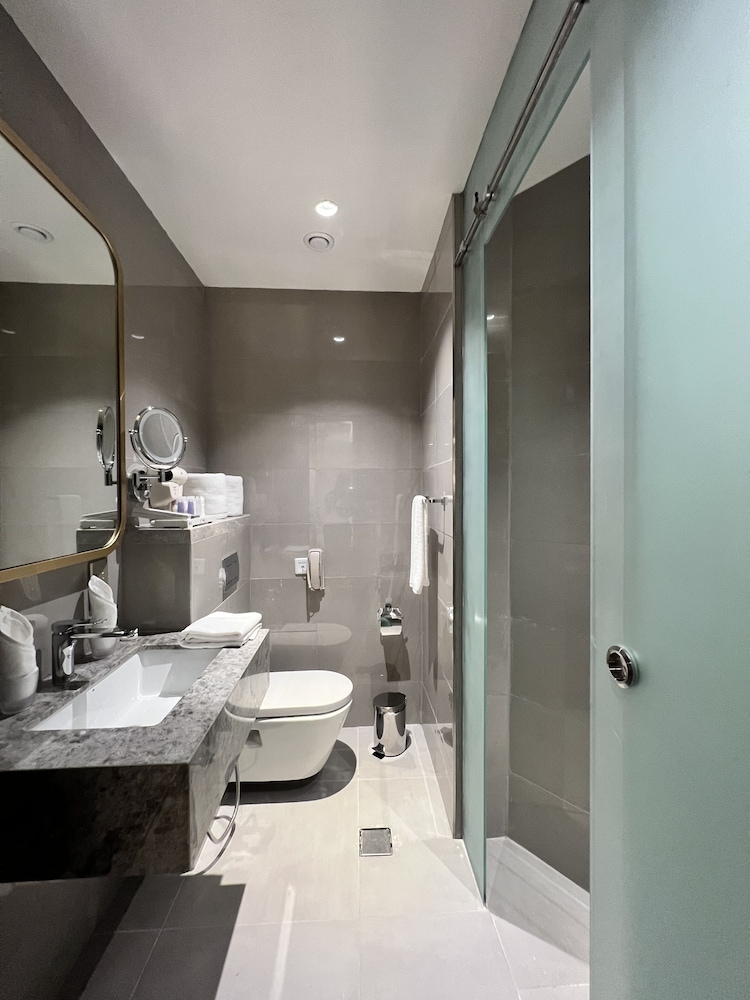 City Seasons Suites Dubai 23/60