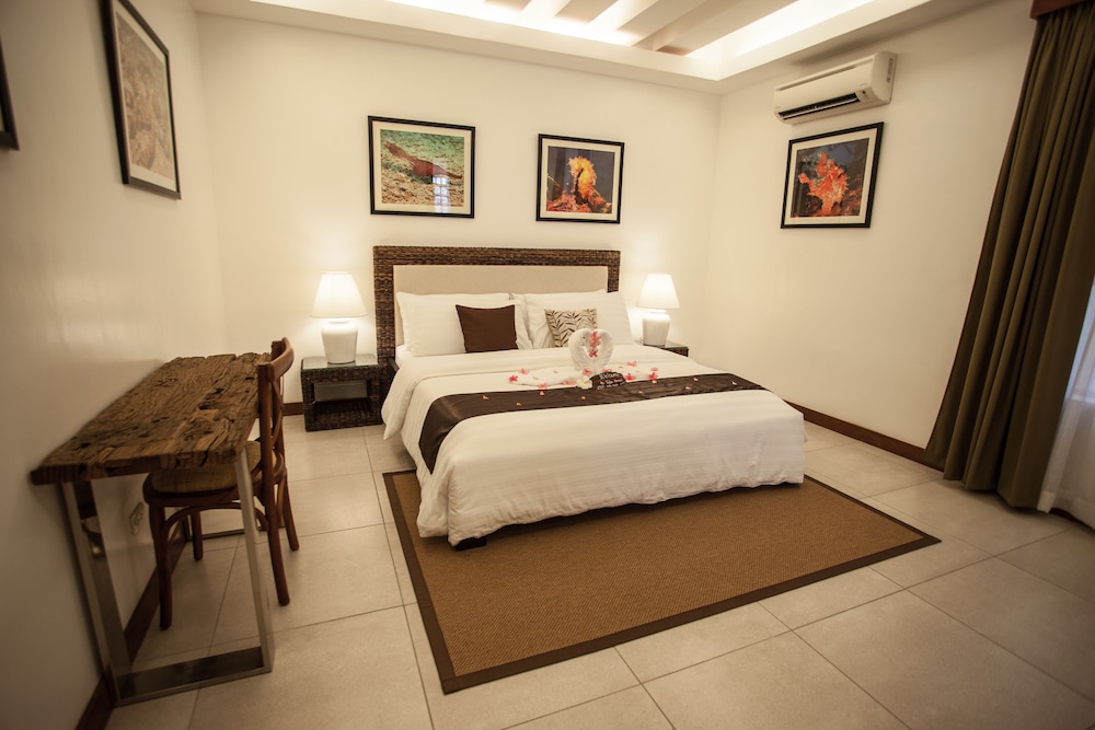 Vida Homes Condo Resort 36/78