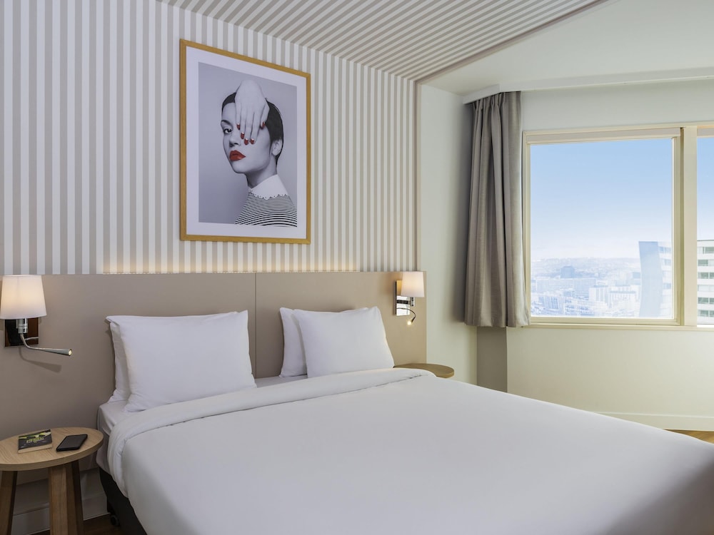 2 BEDROOMS, APARTMENT