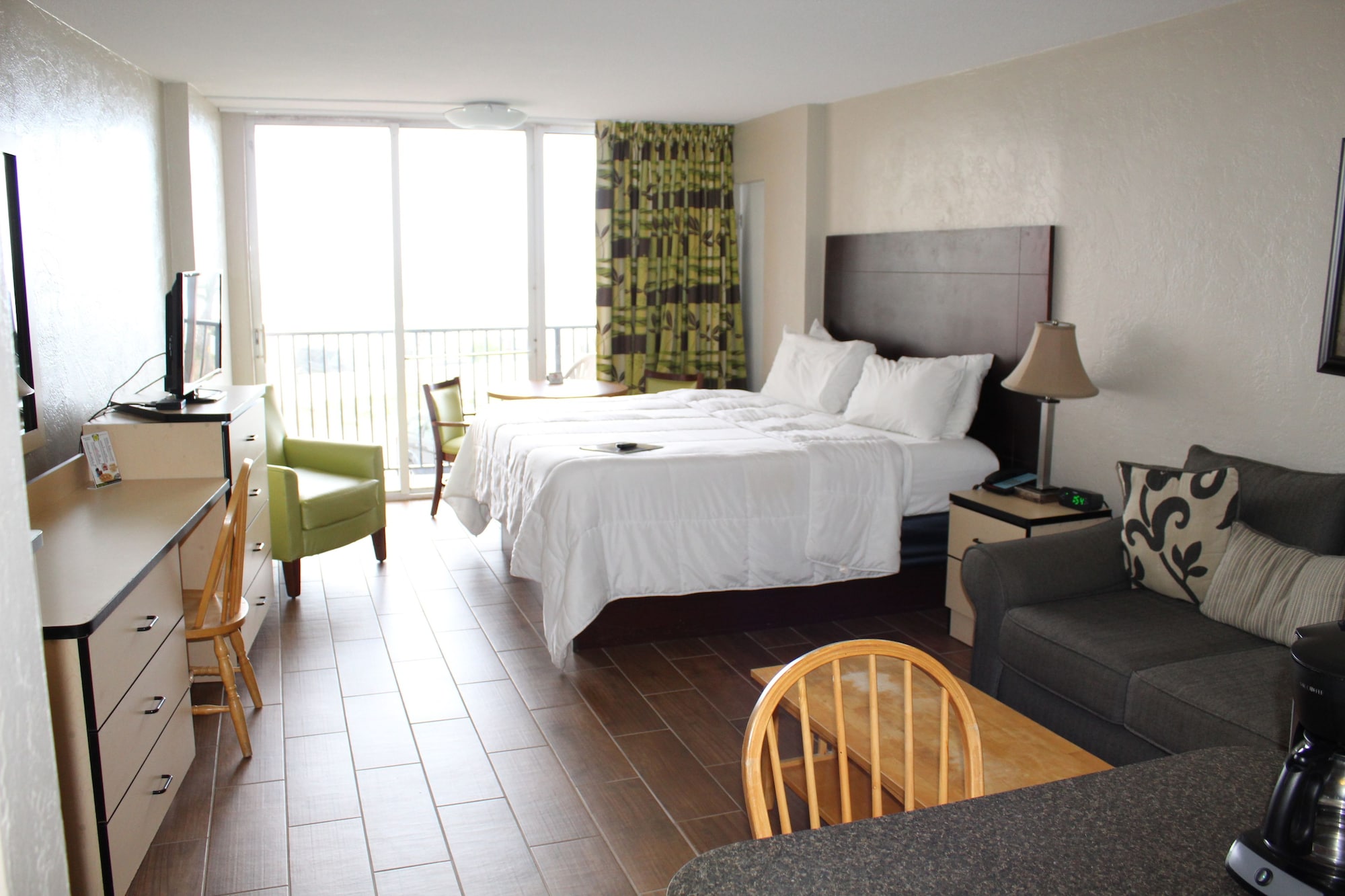 ROOM, KING BED, OCEAN VIEW