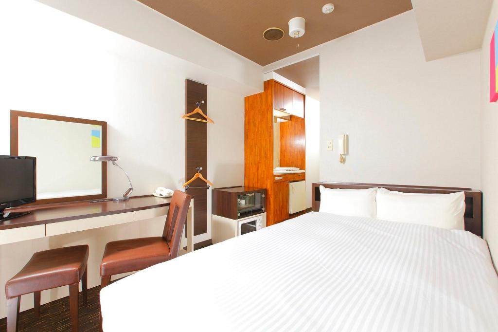 Semi Room, Standard, Double Bed