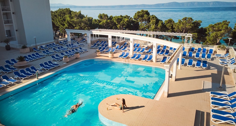 Bluesun Hotel Alga 4/61