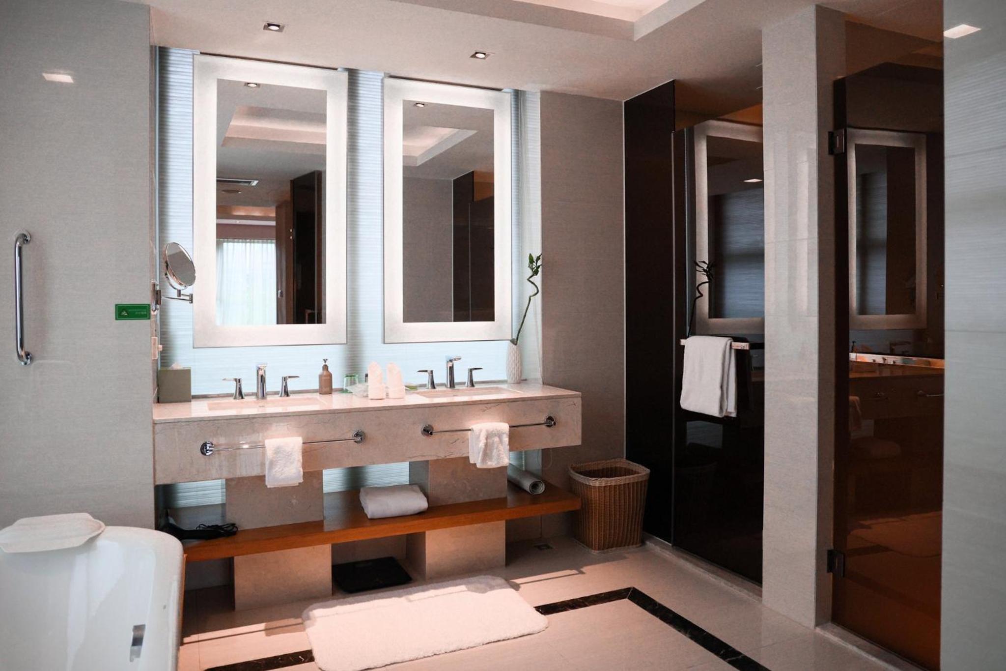 1 Bedroom, Study, Suite, King Bed، HOLIDAY INN GUANGZHOU SCIENCE CITY 6/9