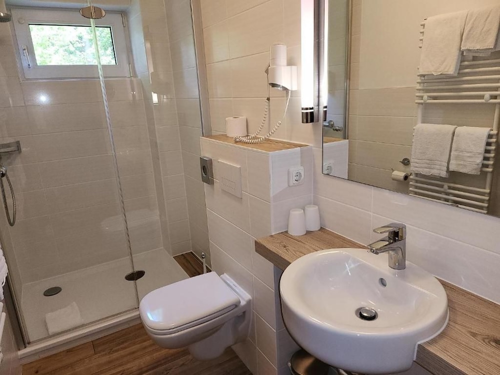 Akzent Hotel Zur Erholung 46/48