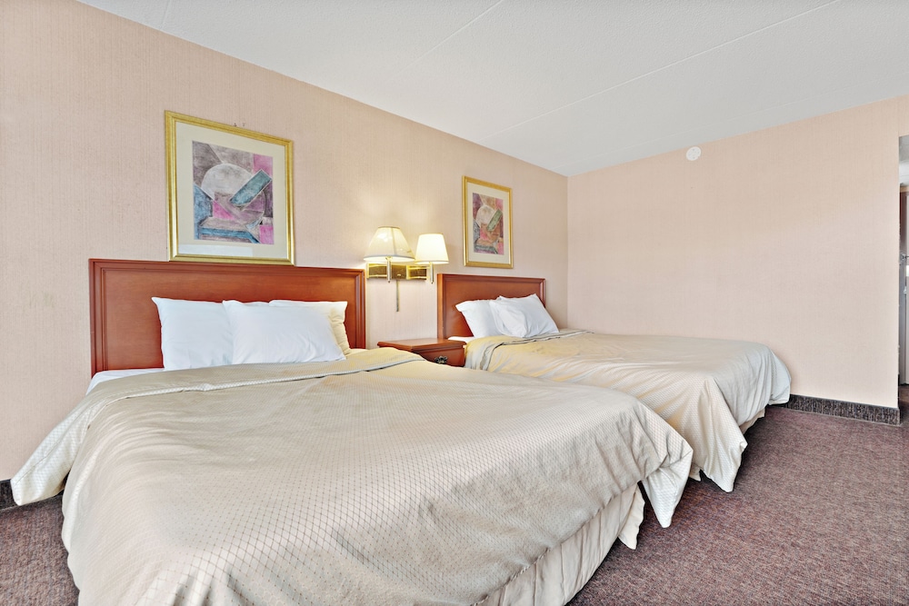 Niagara Lodge Suites 28/68