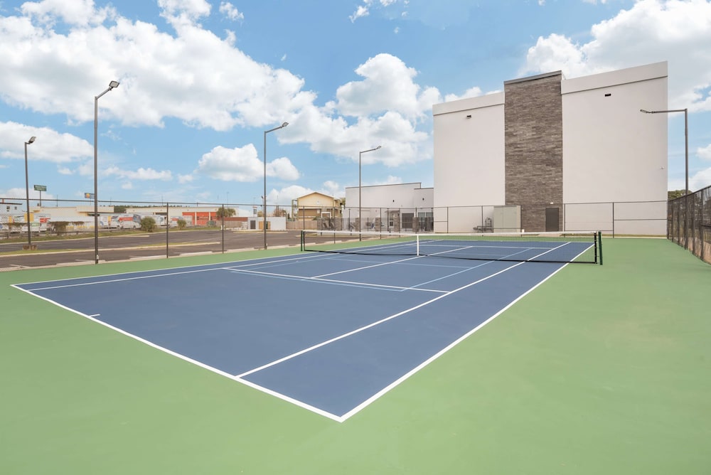 Best Western Plus Mobile Inn and Suites 8/24