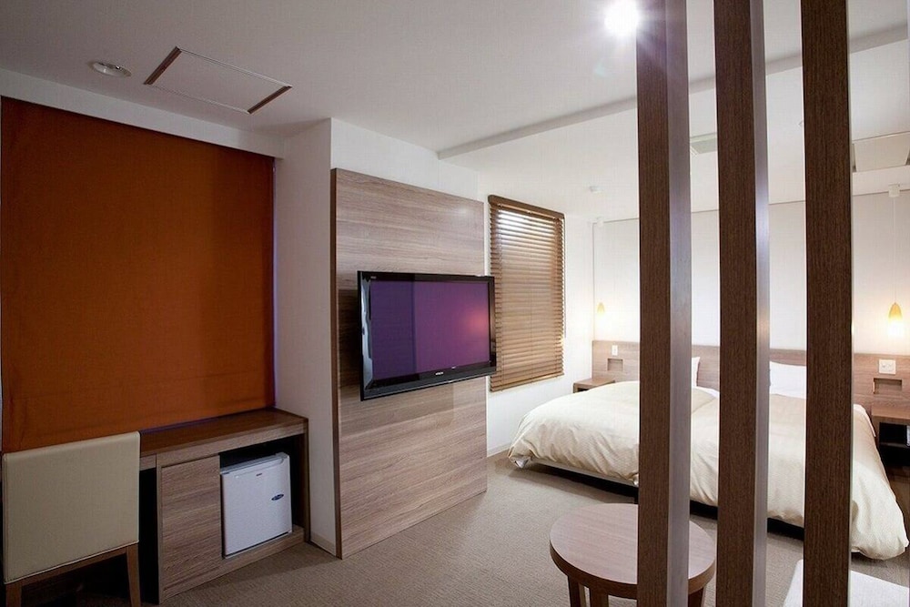 Hotel Sorriso Hamamatsu 12/66