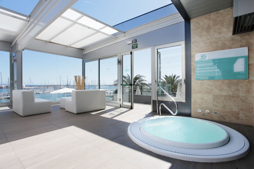 Costa Azul Hotel 24/50