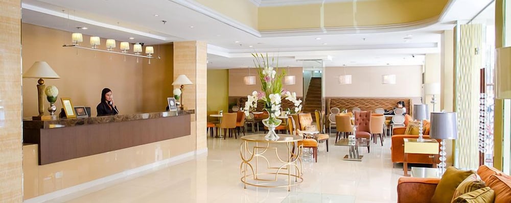 Royal Garden Hotel 5/44