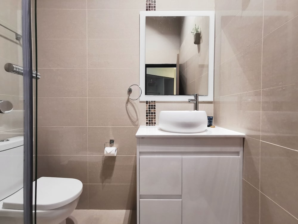 City Budget Hotel 11/60