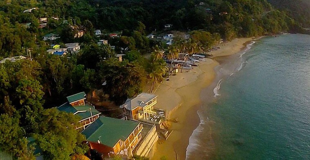 The Naturalist Beach Resort 14/19