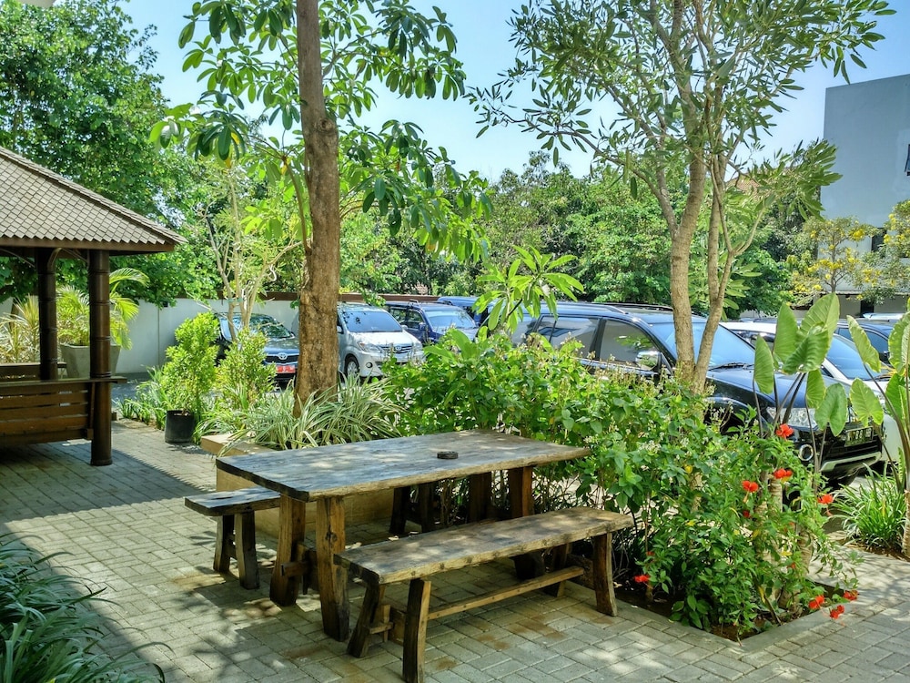 Hotel Transit Pasuruan 13/43