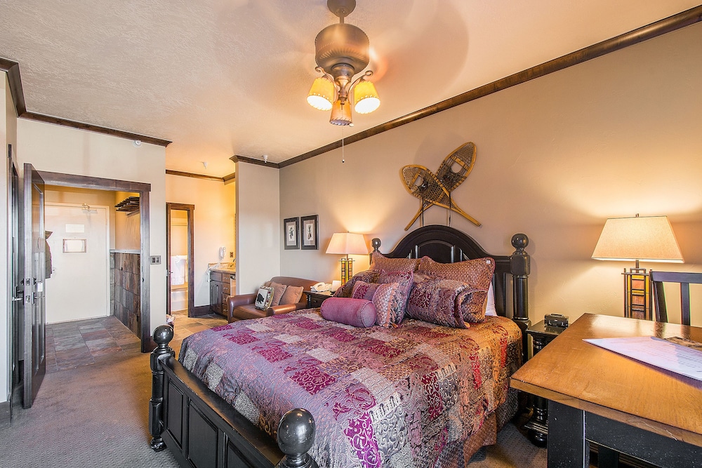 Lodge At Mountain Village 36/77