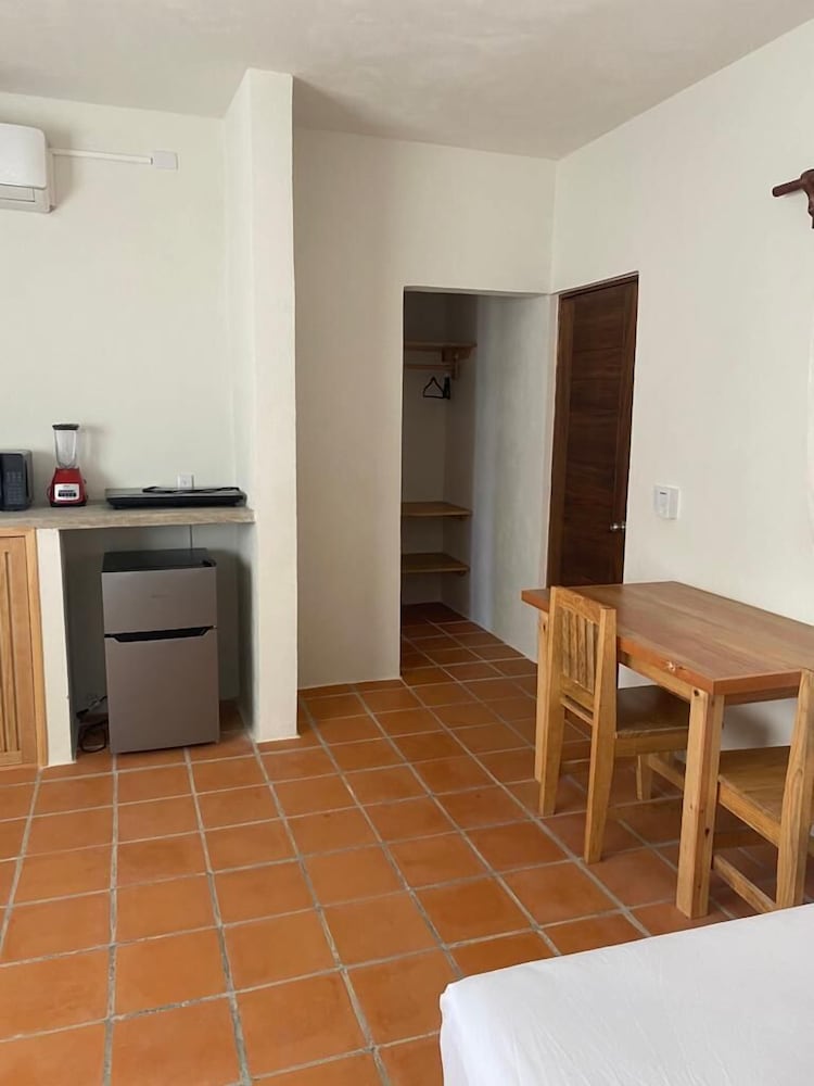 Hotel y Bungalows Acuario 41/60