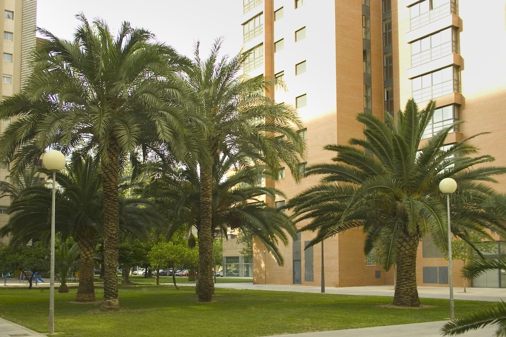 Apartamentos Plaza Picasso 66/71
