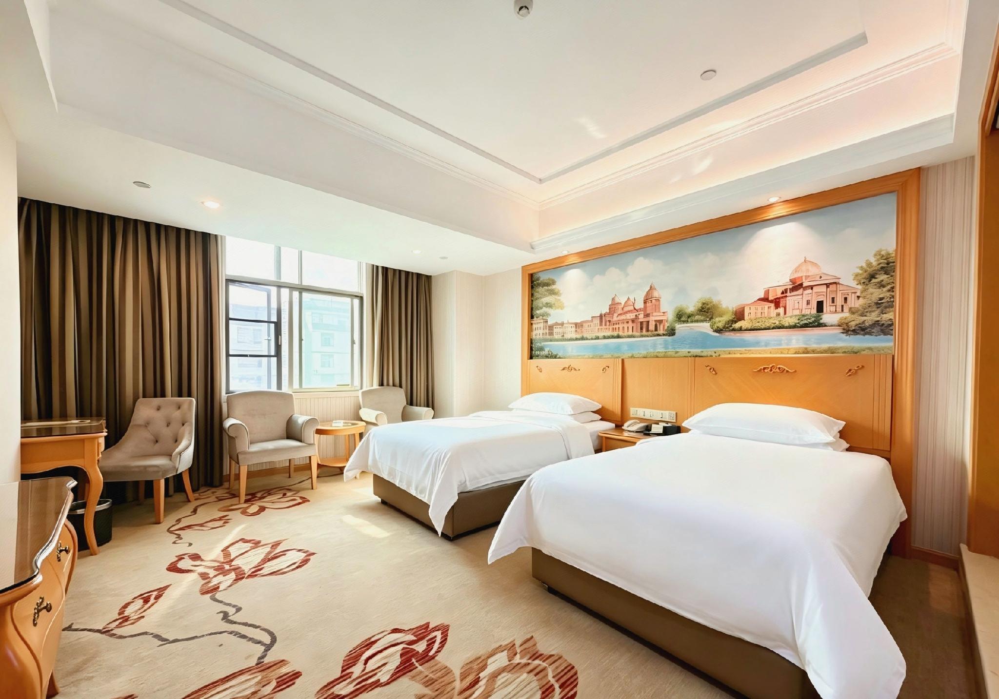 Vienna Hotel (Huizhou Luofu Mountain Scenic Area) 30/61
