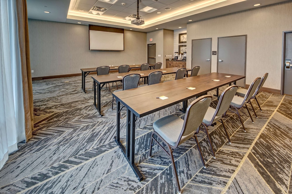 Hampton Inn Suites Franklin Berry Farms 41/44