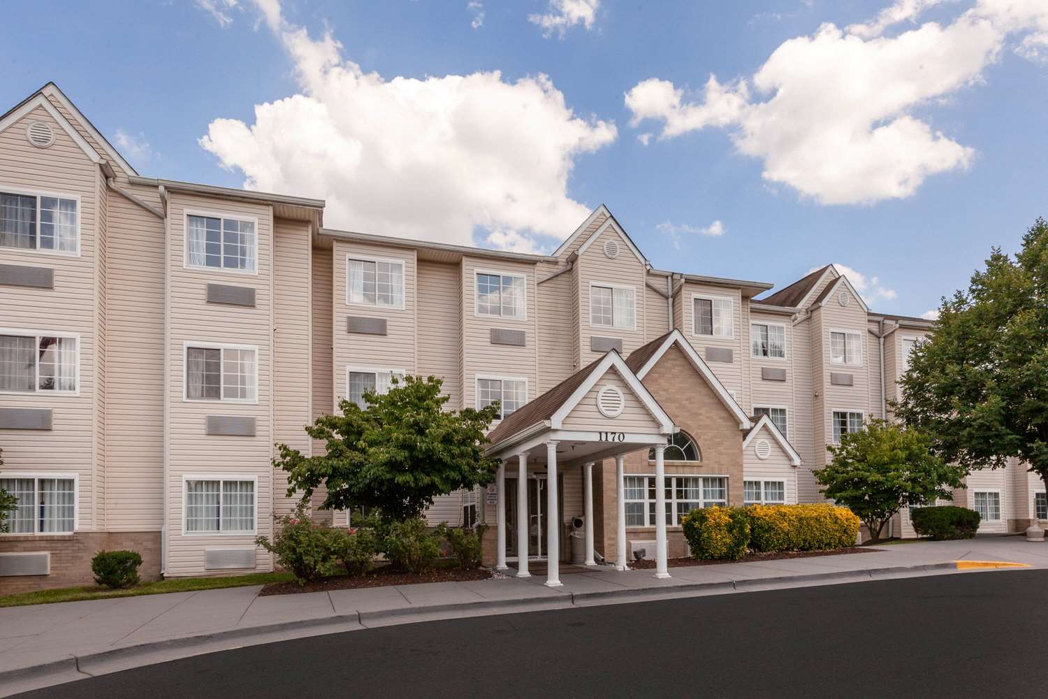 Microtel Inn & Suites by Wyndham BWI Airport Baltimore 37/40
