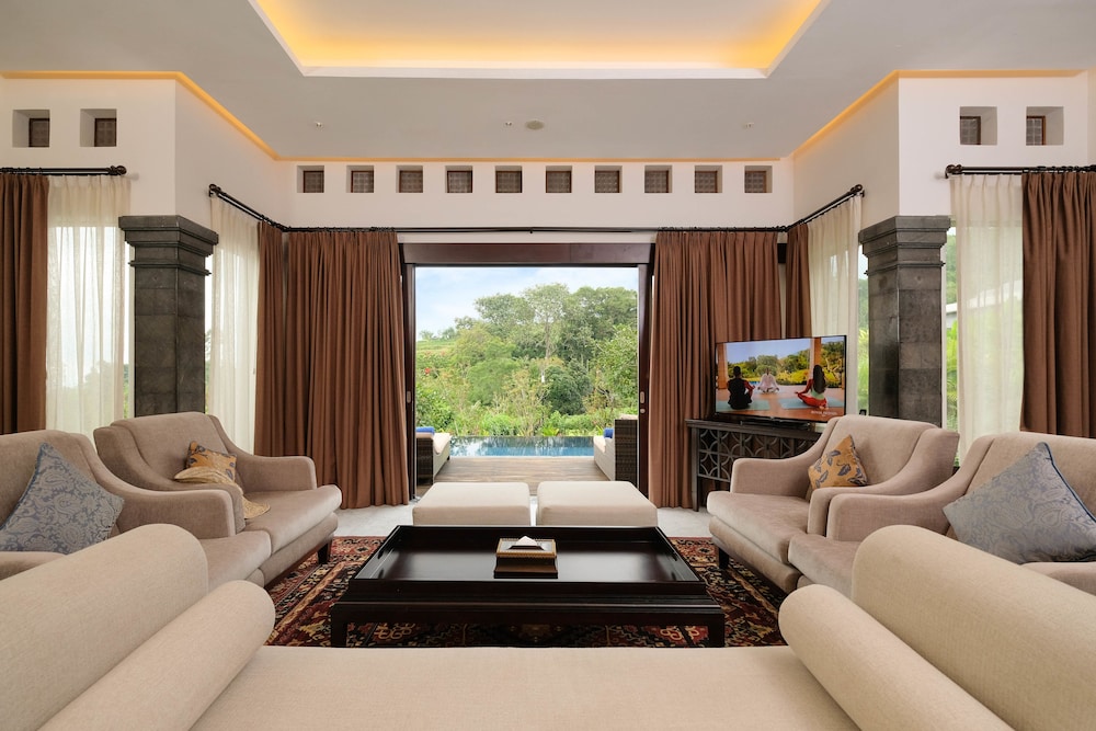 HOMM Saranam Baturiti Bali a brand of Banyan Group 60/85