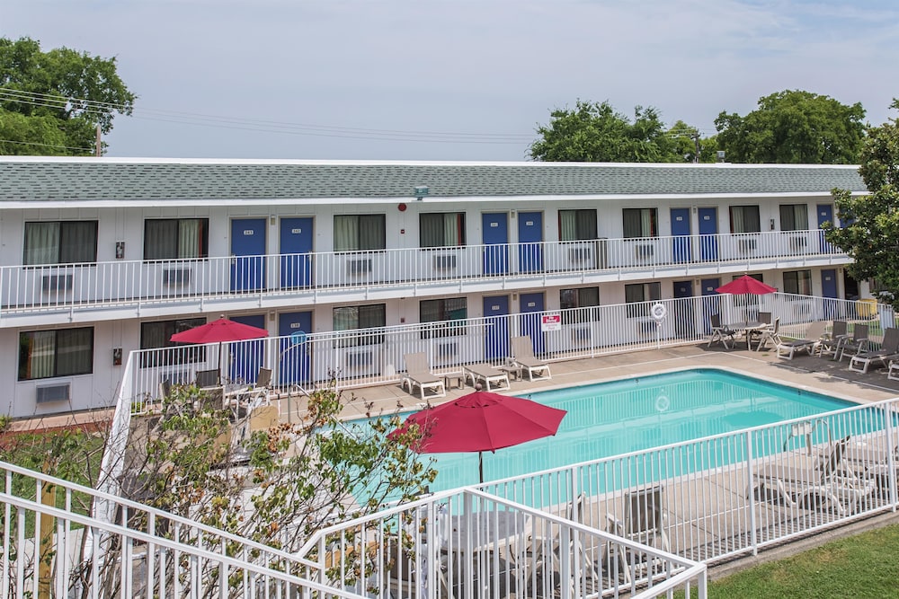Motel6 Goodlettsville, TN - Nashville 30/39