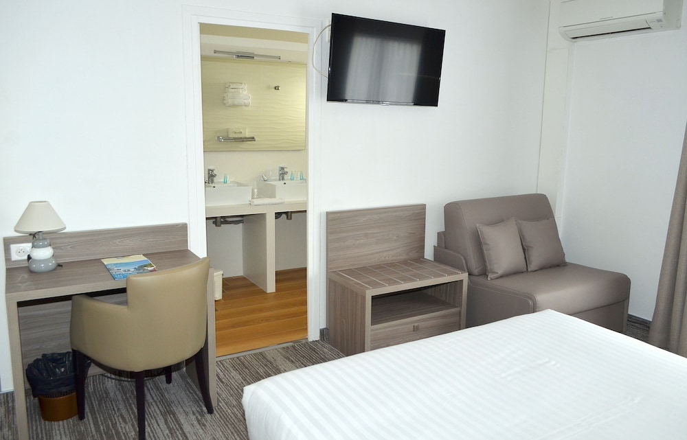 Hotel Le Galion 24/65