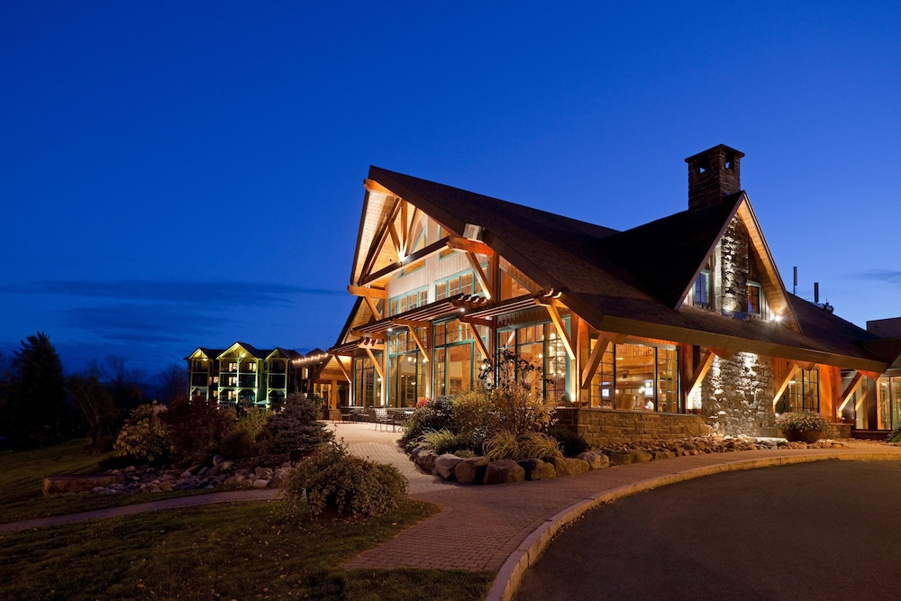 Crowne Plaza Lake Placid 1/67