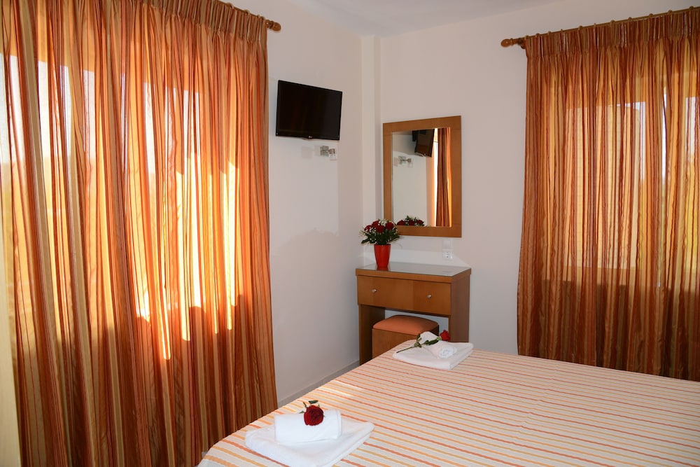 Marias Filoxenia Suites 24/50