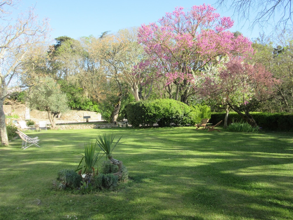 HOTEL CHATEAU DE PALAJA 59/68