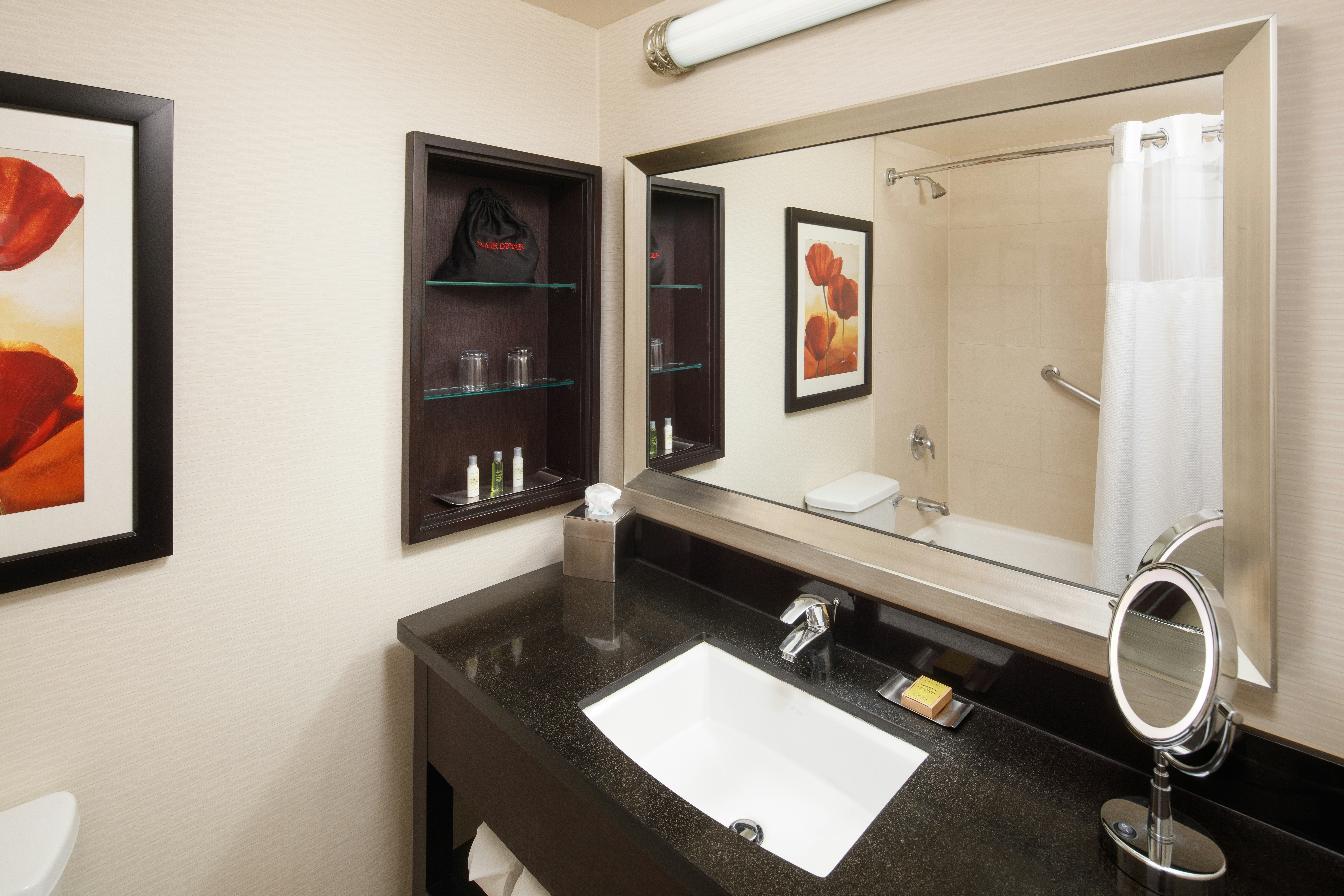 DoubleTree by Hilton Hotel San Diego - Hotel Circle 50/50
