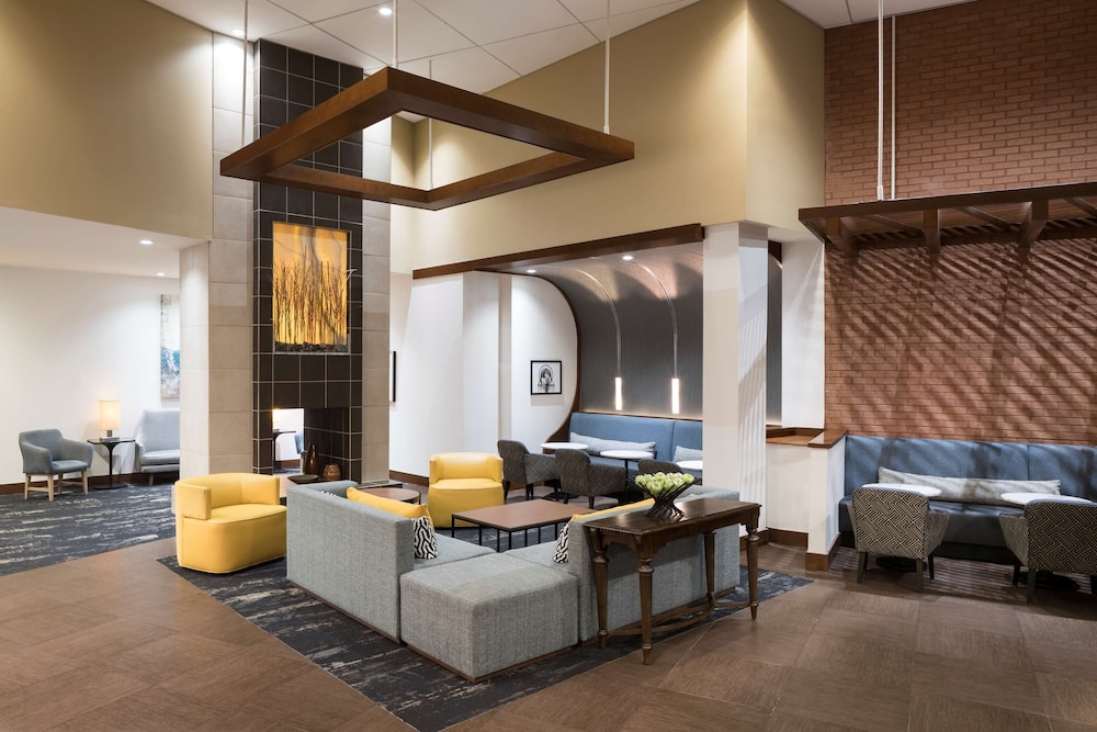 Hyatt Place Jacksonville Airport 25/45