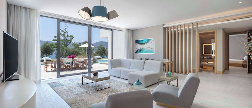 Presidential, Aegean, Suite, King Bed, Pool Access، Susona Bodrum, LXR Hotels & Resorts 4/6