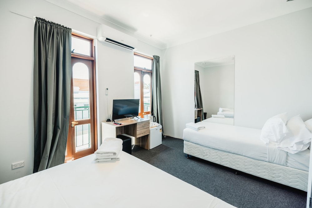 Newtown Cozystays 13/60
