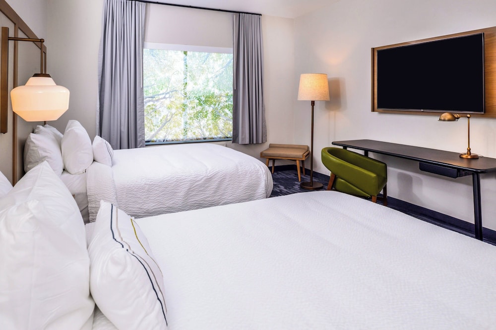 suite, 2 queen beds