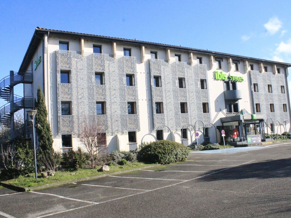Ibis Styles Toulouse Nord Sesquieres 4/67