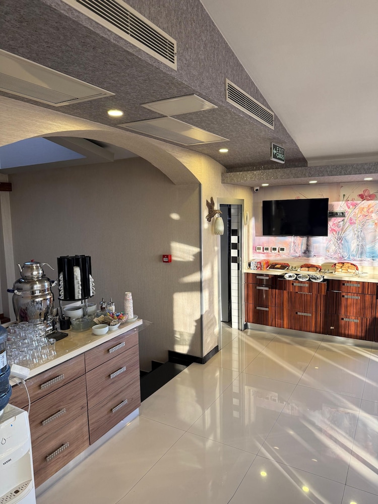 My Liva Hotel 8/50