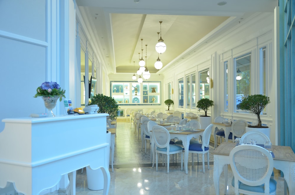 Noor Hotel 5/58