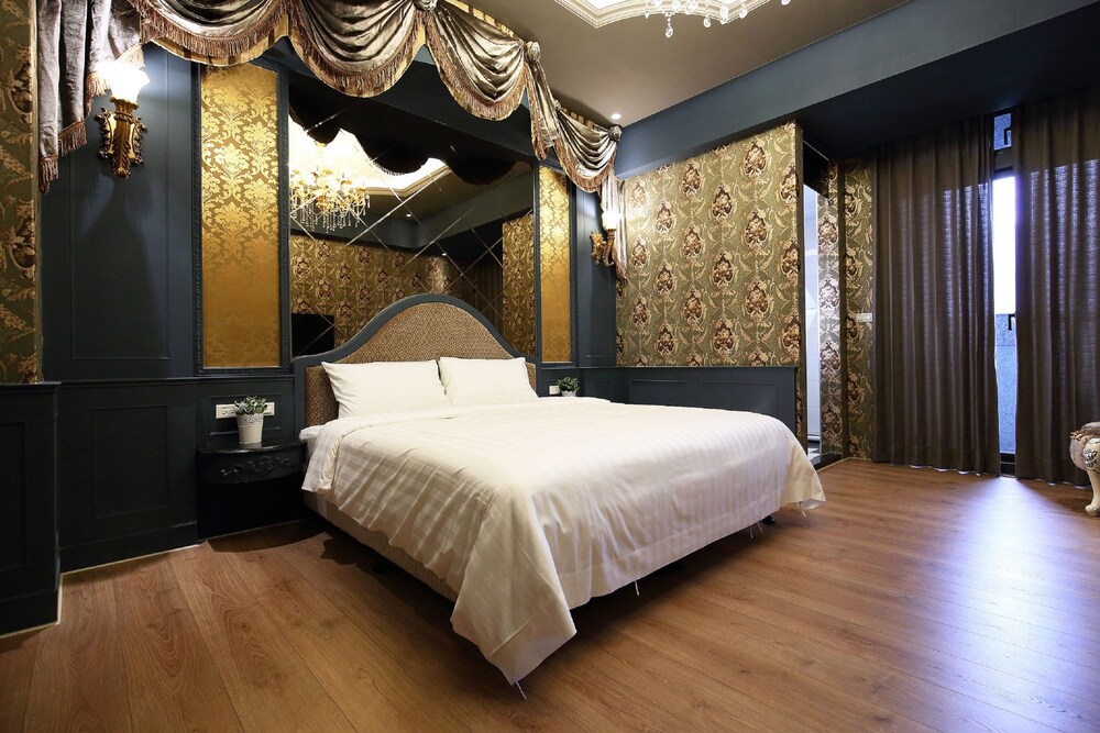 Buckingham Palace B&B 19/56