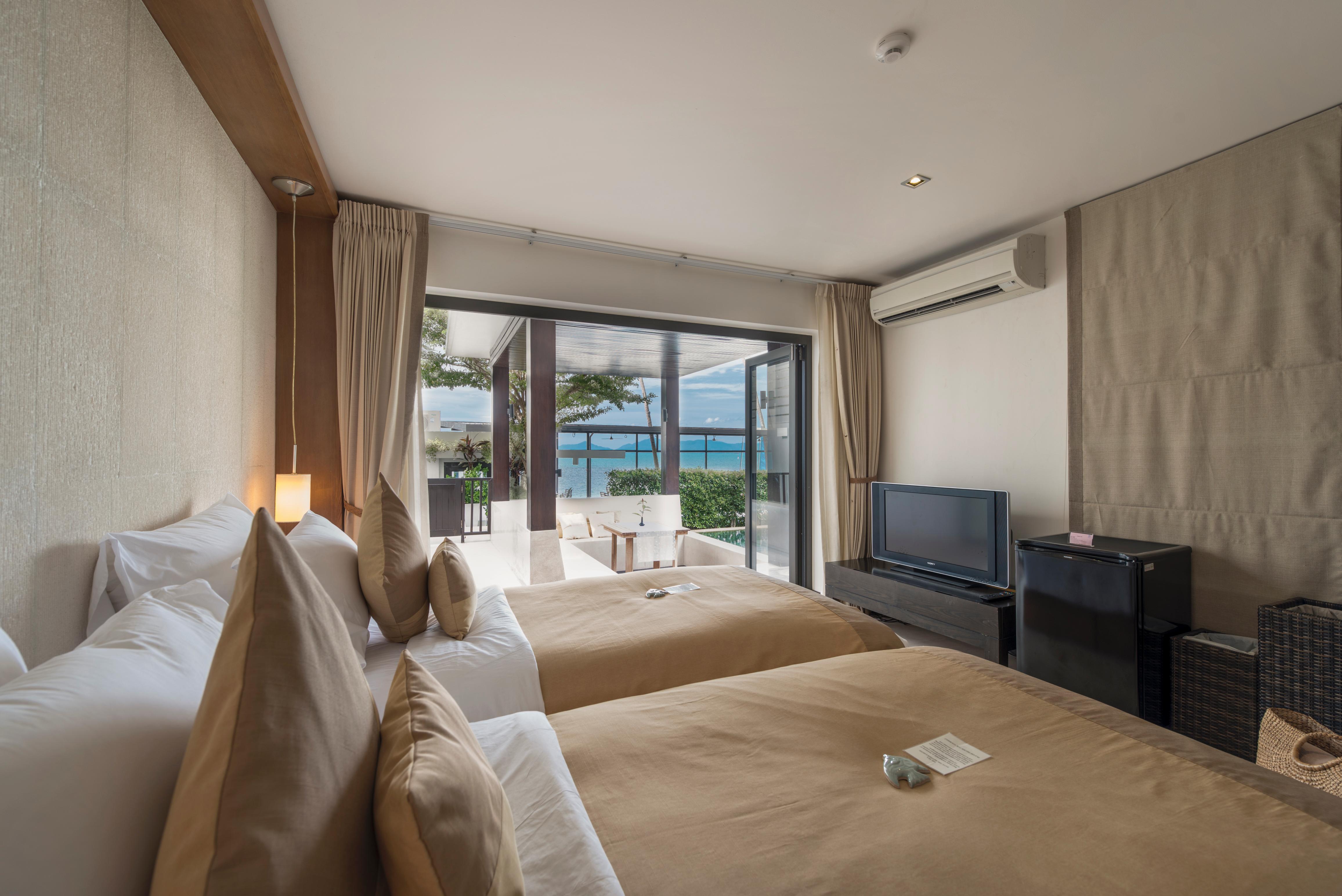 3 Bedroom Suite Pool Villa Seaview 5/10