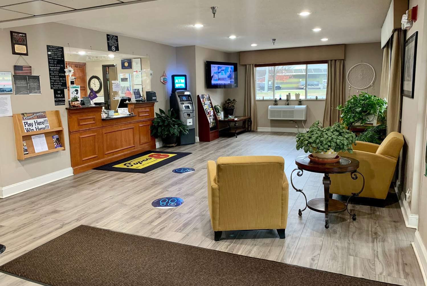 Super 8 by Wyndham Clearfield 27/38