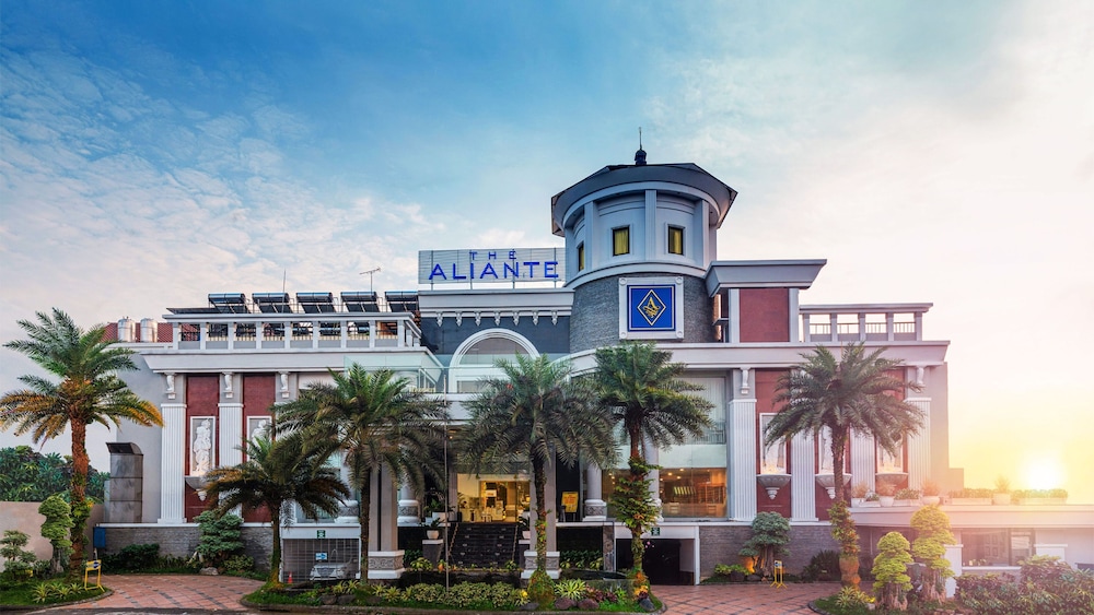 The Aliante Hotel 4/67