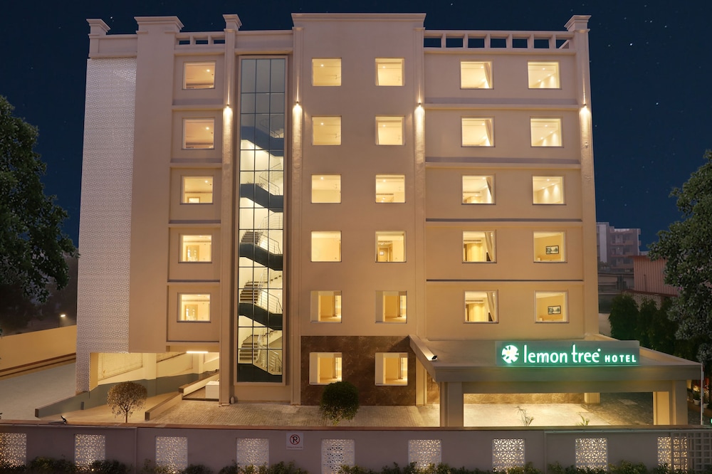 Lemon Tree Hotel Aligarh 1/25