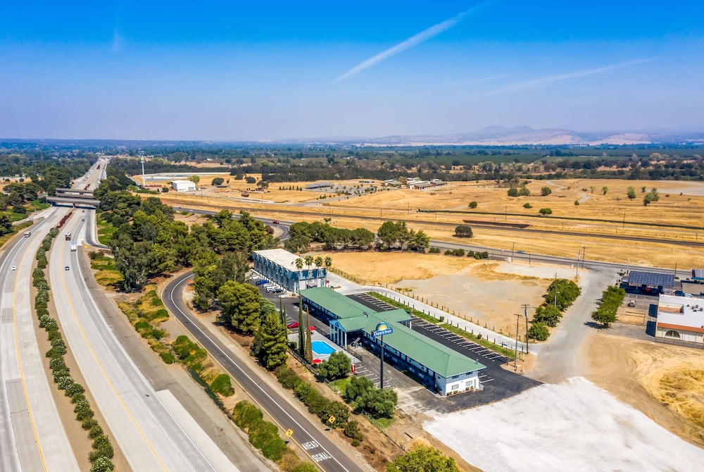 Days Inn By Wyndham Red Bluff 28/42
