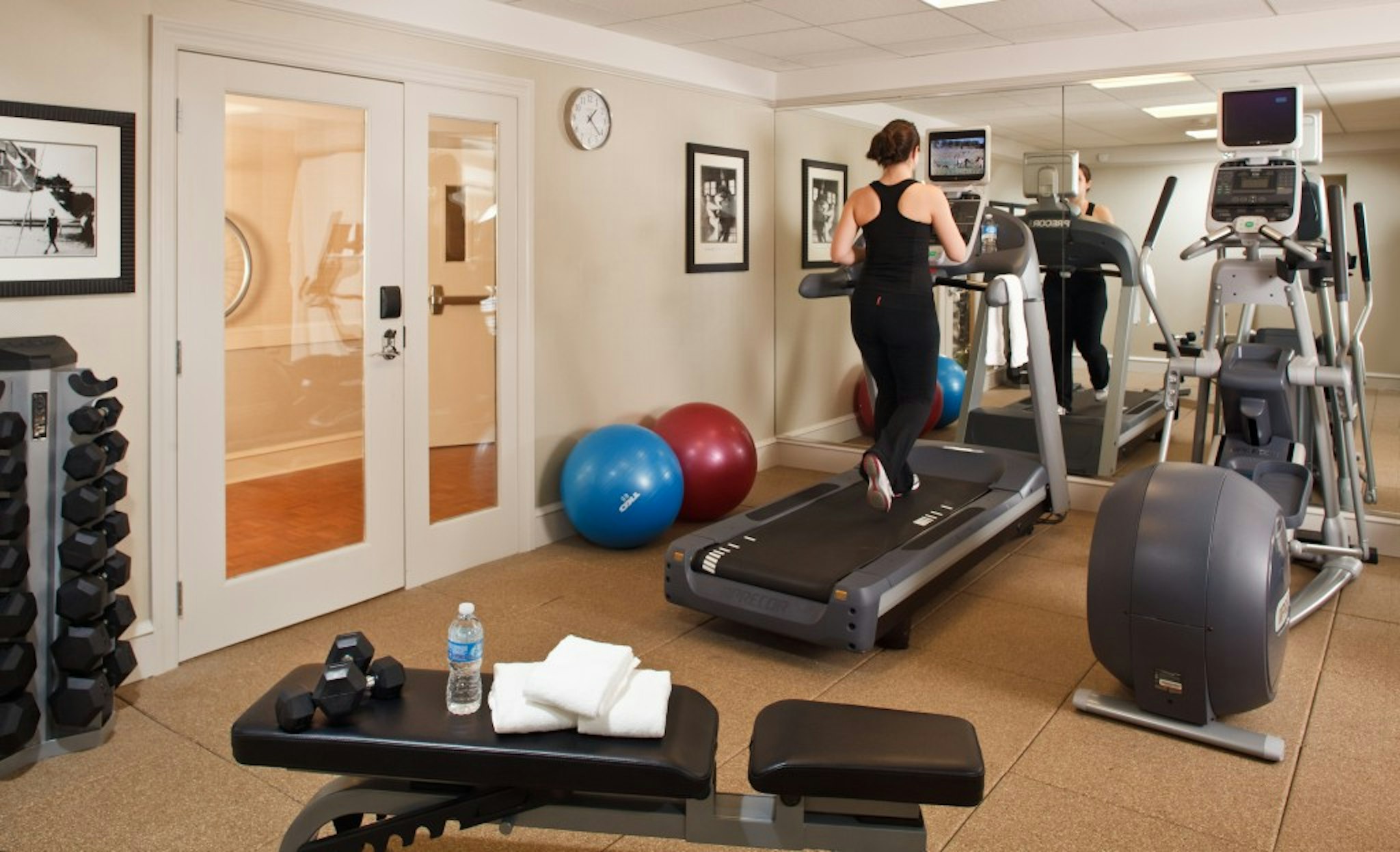 Chestnut Hill Hotel 25/50