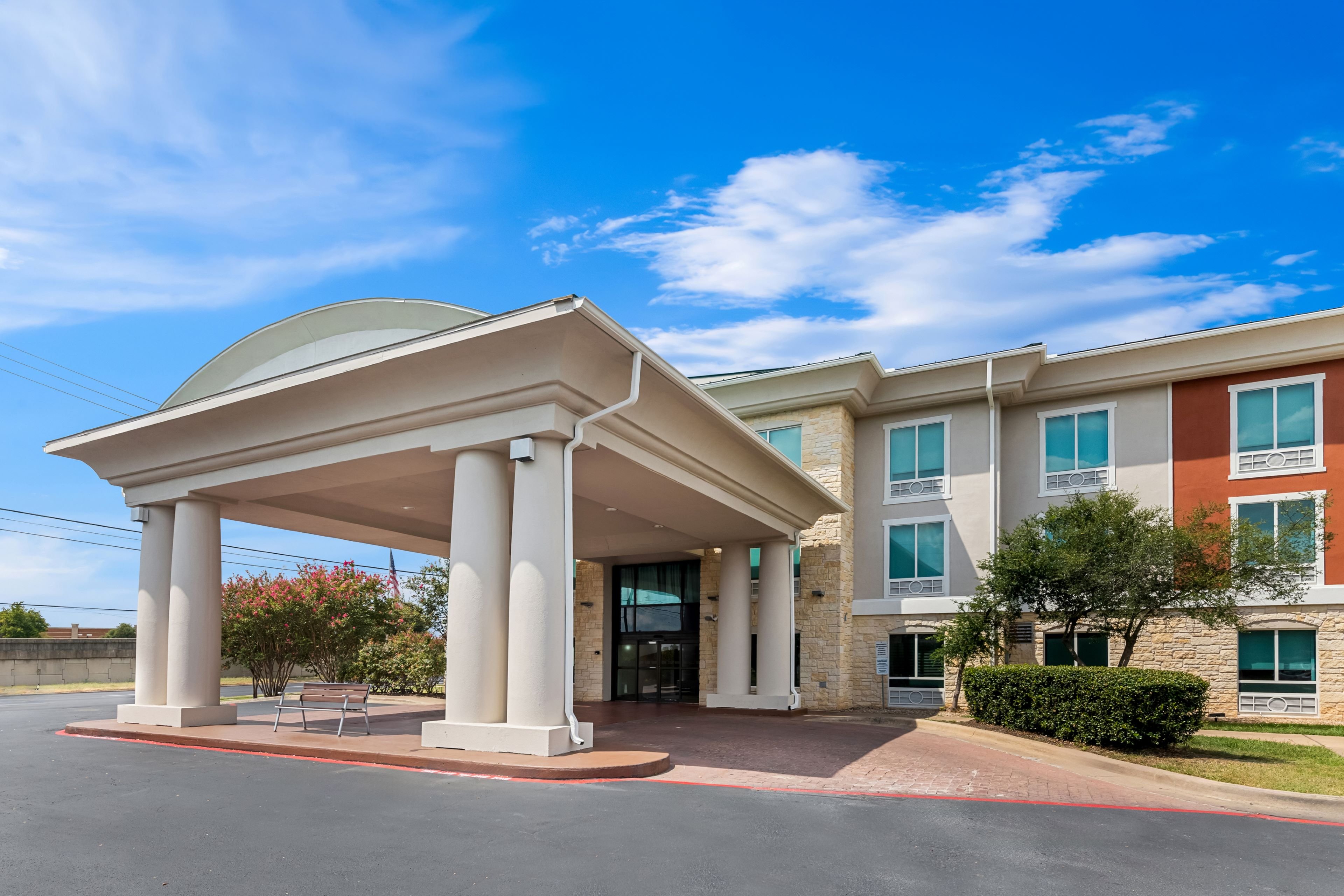 Holiday Inn Express & Suites Austin SW - Sunset Valley, an IHG Hotel 1/50
