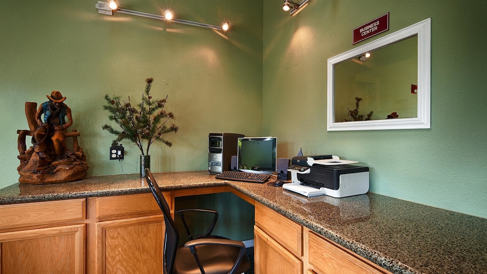 Best Western Johnson City Inn 31/37