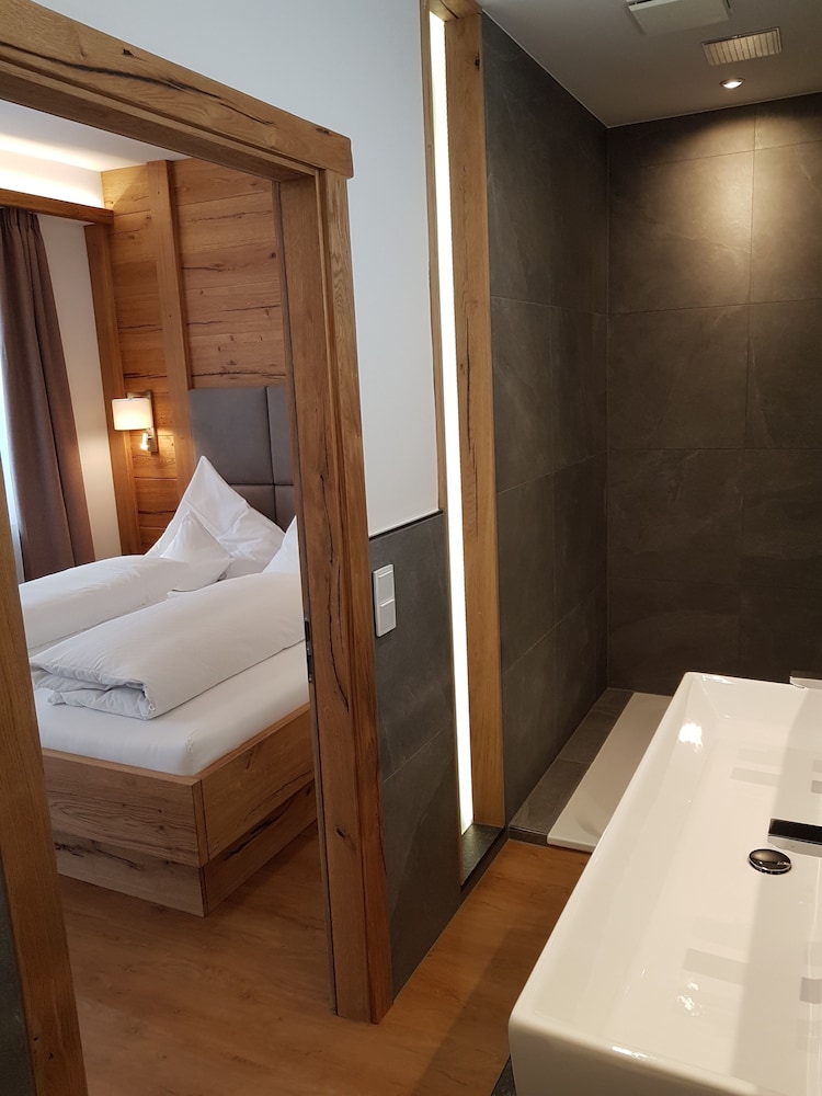 Kurhotel Roswitha 22/72