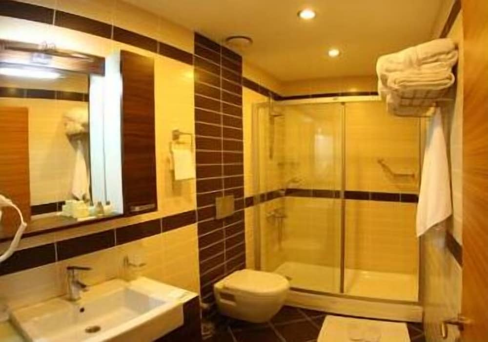 EKINCI RESIDENCE 45/47