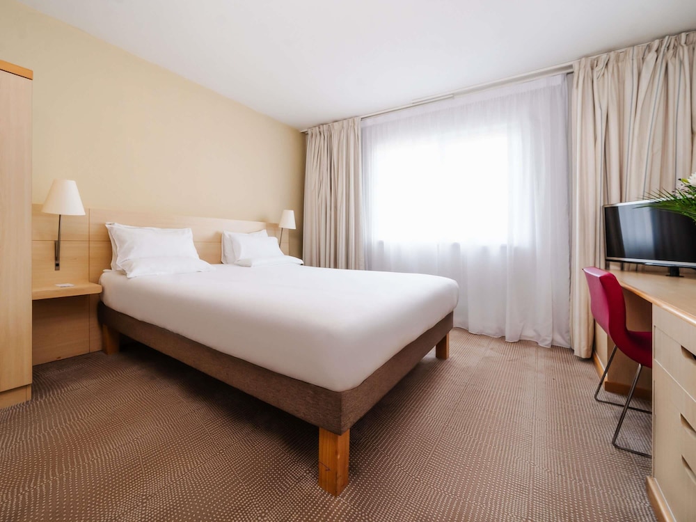 NOVOTEL MILTON KEYNES 22/74