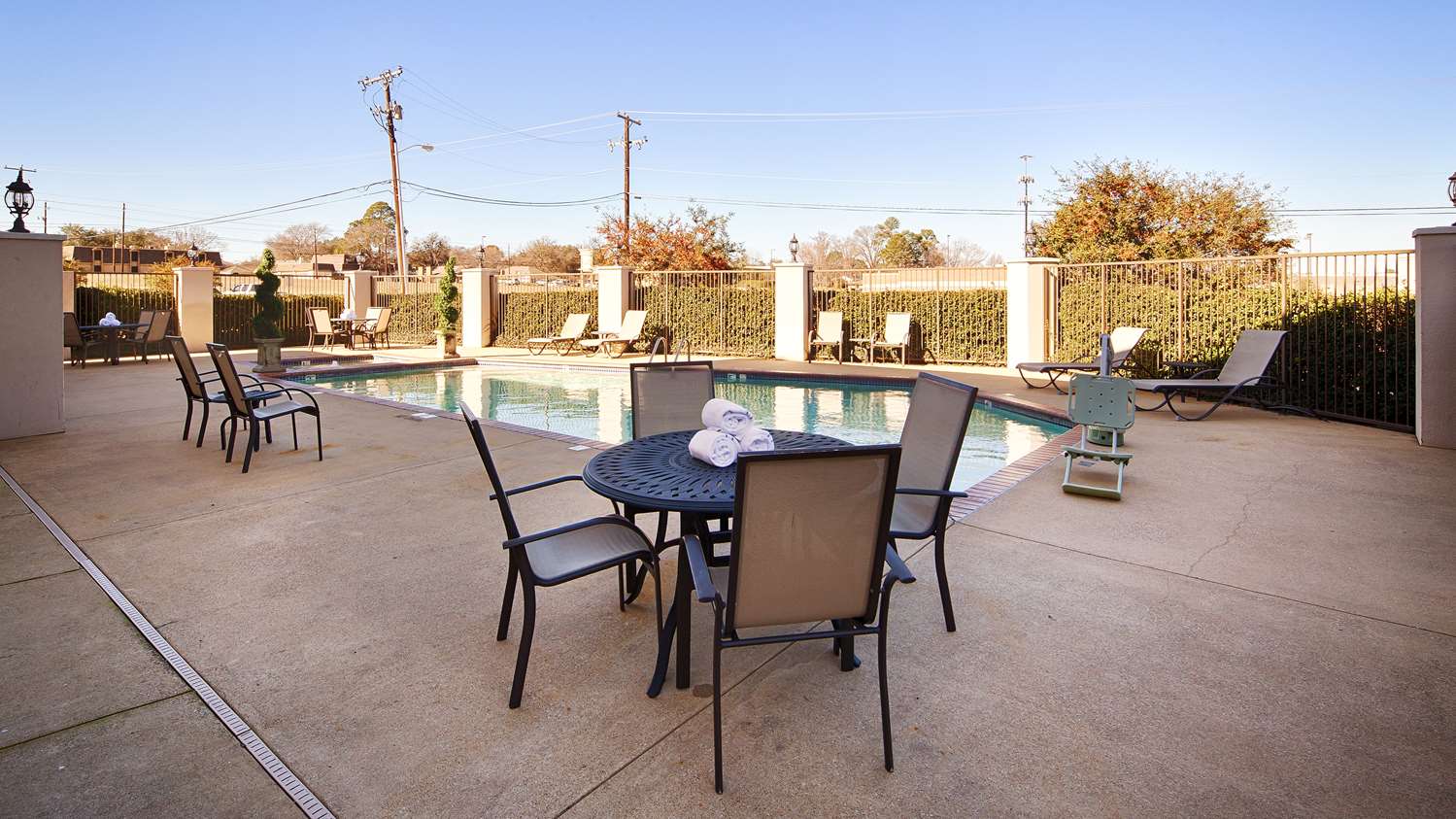 Best Western Plus Southpark Inn & Suites 18/39