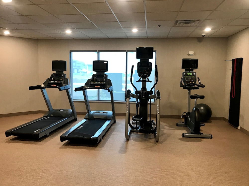 Staybridge Suites Sioux Falls Southwest 18/43